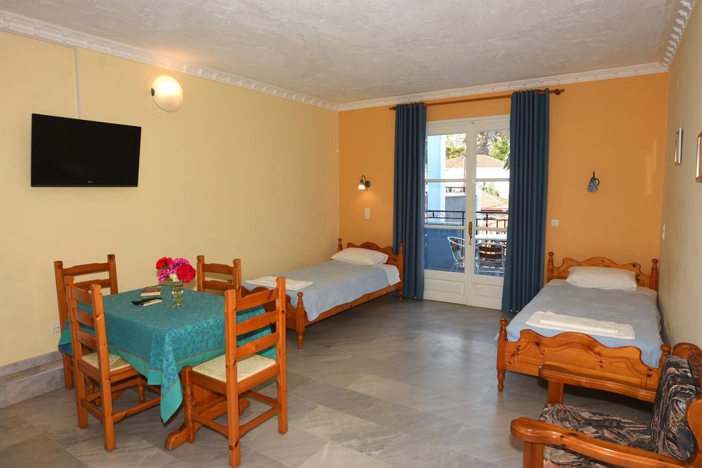 Blue Sky Hotel - Petra - Lesvos - Greece Екстериор снимка