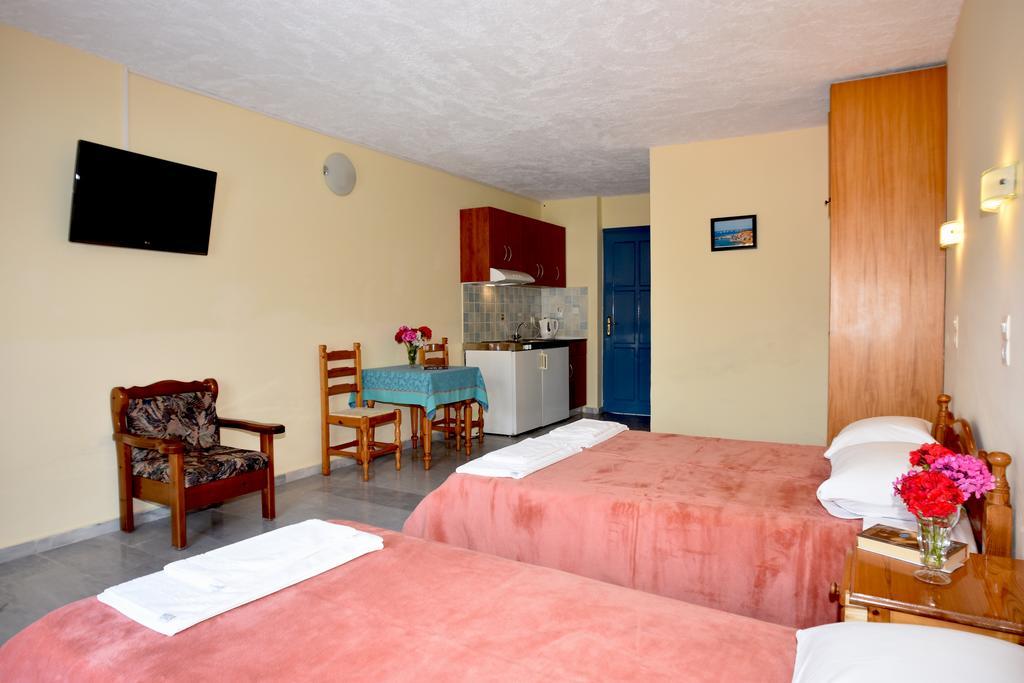 Blue Sky Hotel - Petra - Lesvos - Greece Екстериор снимка
